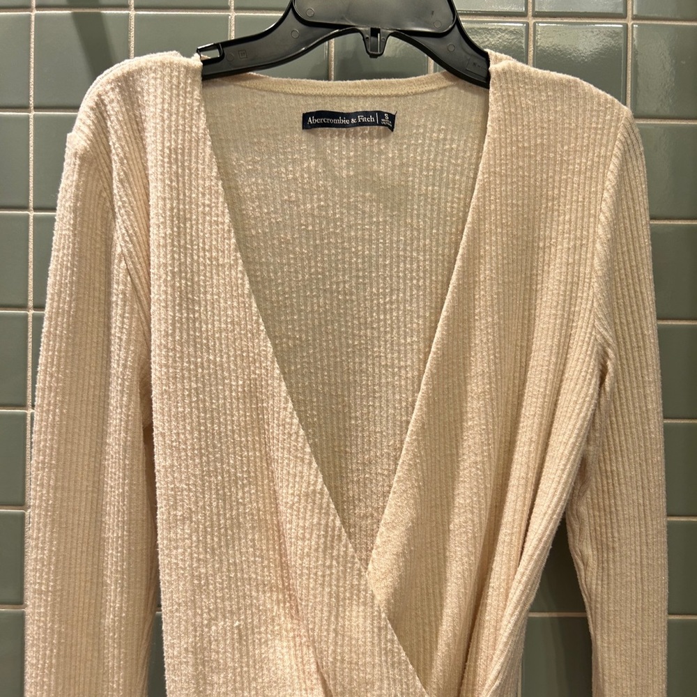 Abercrombie and fitch side-tie top